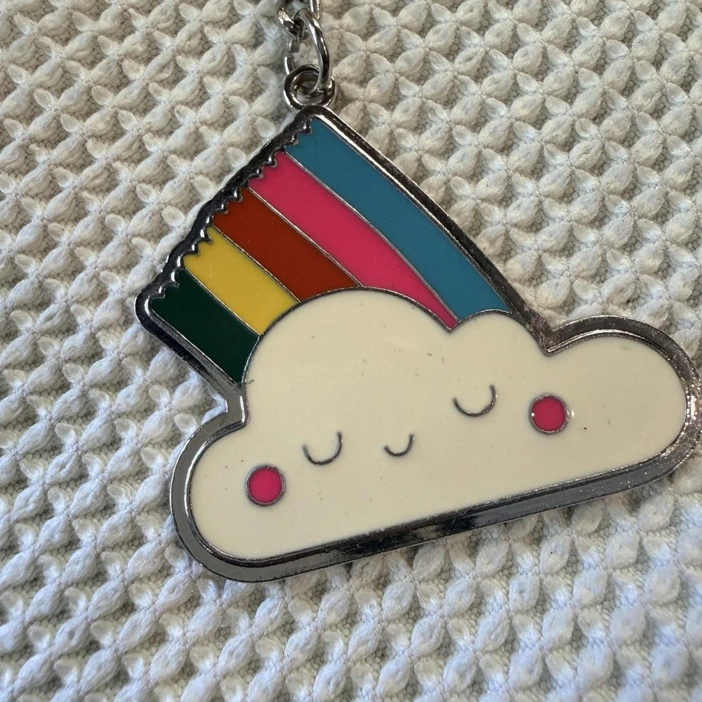 Rainbow Cloud Enamel Silver Tone Metal Keychain Key Ring Vive Cada Dia Ilusion